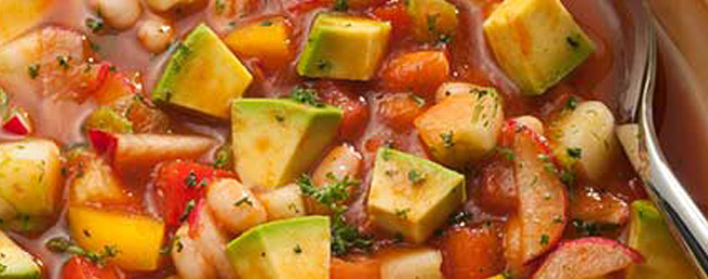 アボカドと野菜の簡単スープ