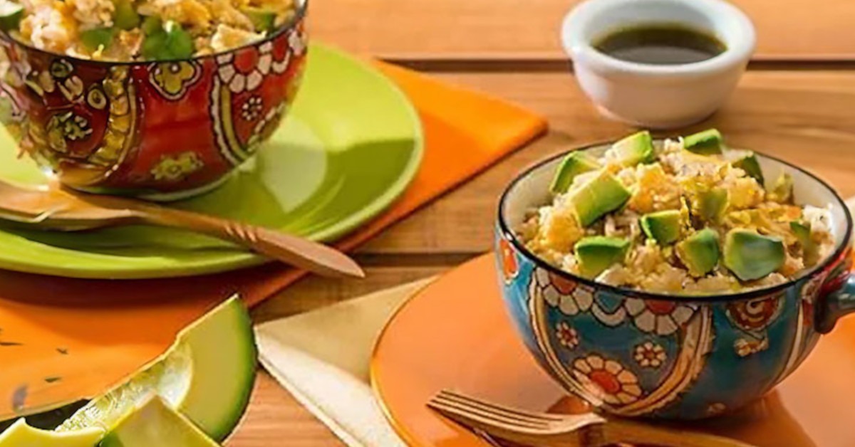 アボカドと卵の混ぜご飯